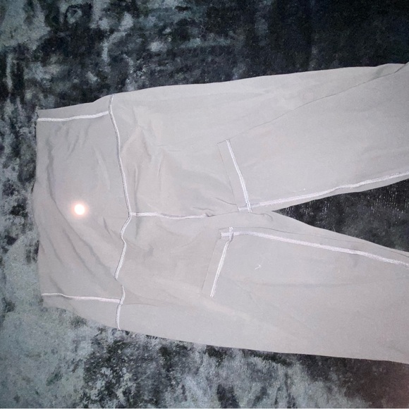 High rise lulu leggings - Picture 5 of 9